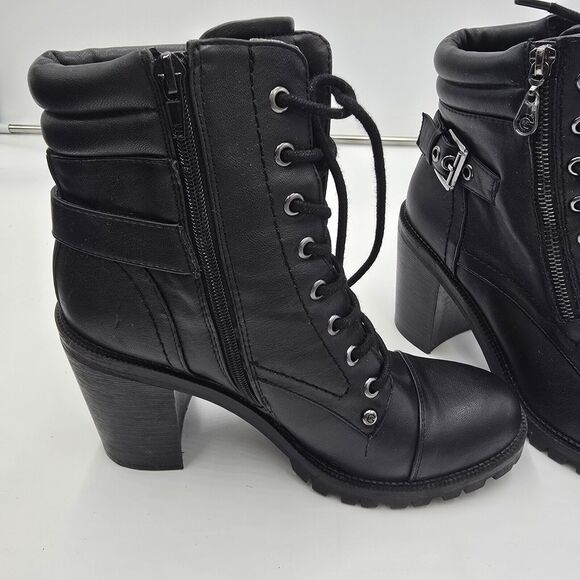 Guess Jaydyn Boots 8.5M Black Faux Leather Lug Sole Combat Goth Grunge Vampire - Picture 2 of 16